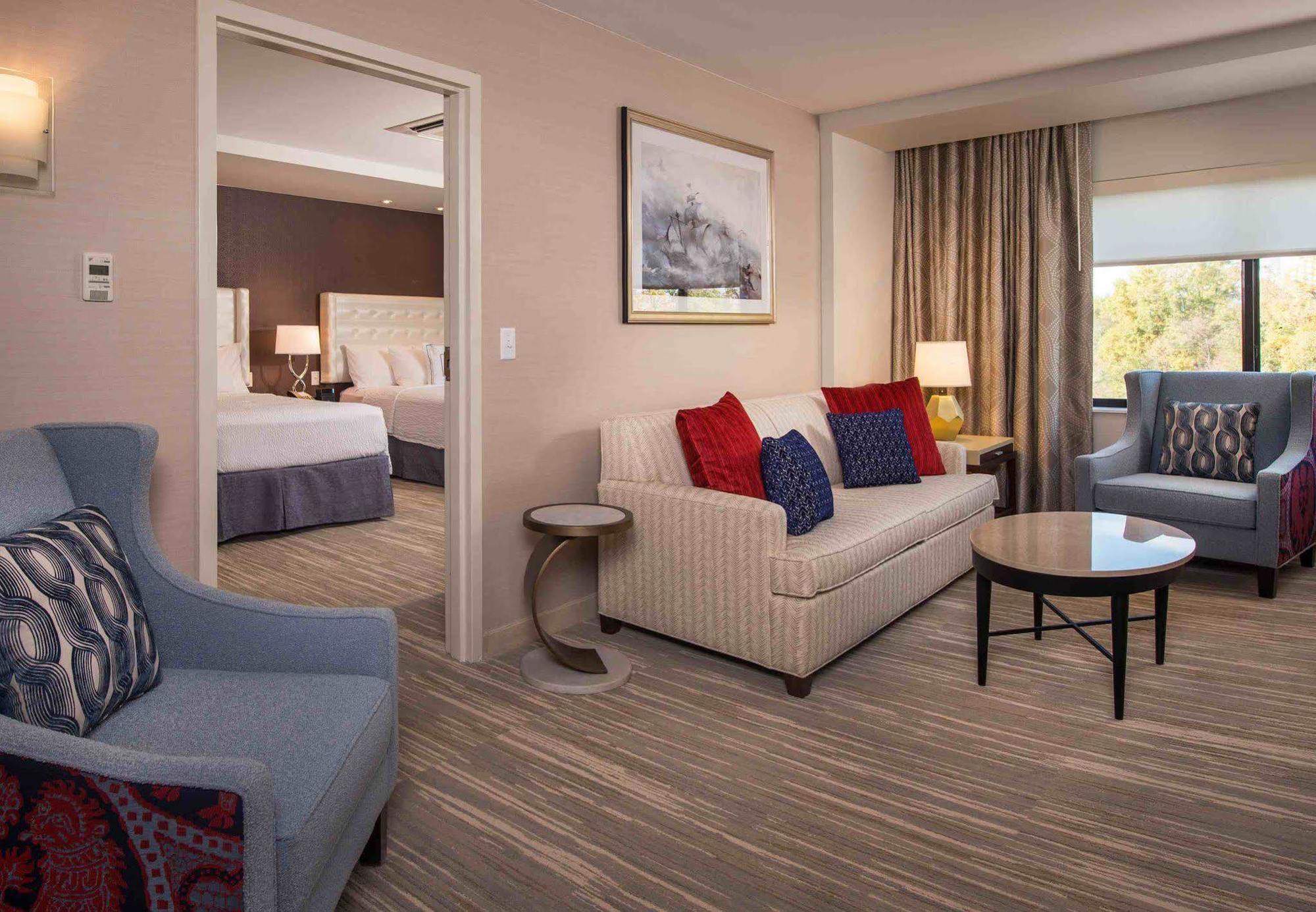 Courtyard By Marriott Shippensburg Hotel Exterior photo
